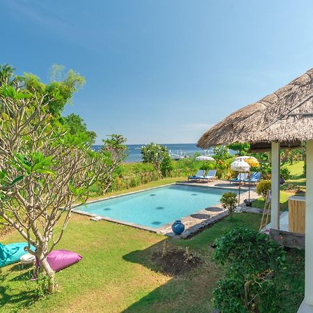 Absolute Beach Front Villa Umeanyar Extérieur photo