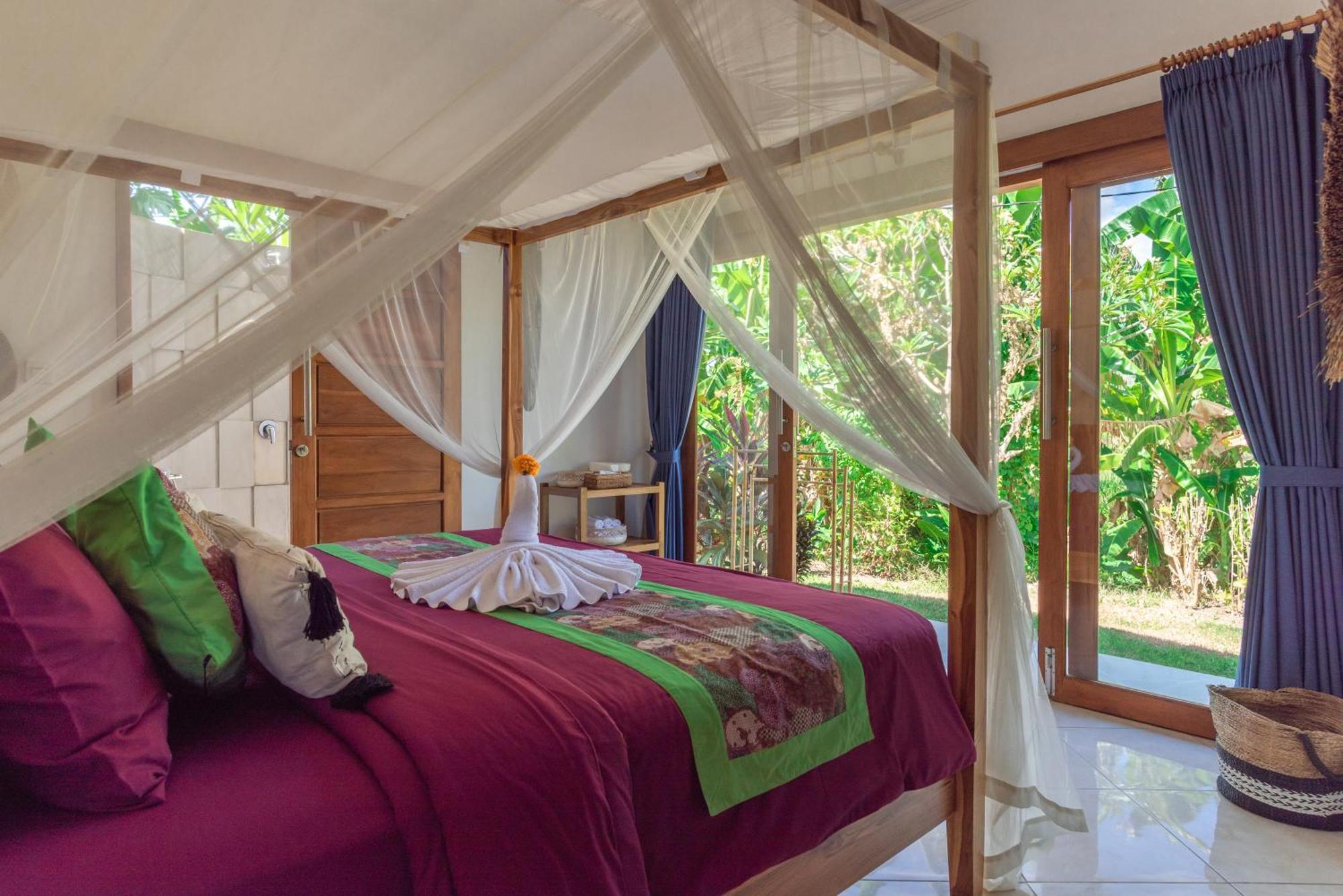 Absolute Beach Front Villa Umeanyar Extérieur photo