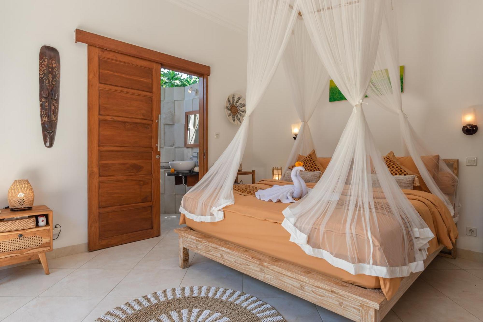 Absolute Beach Front Villa Umeanyar Extérieur photo