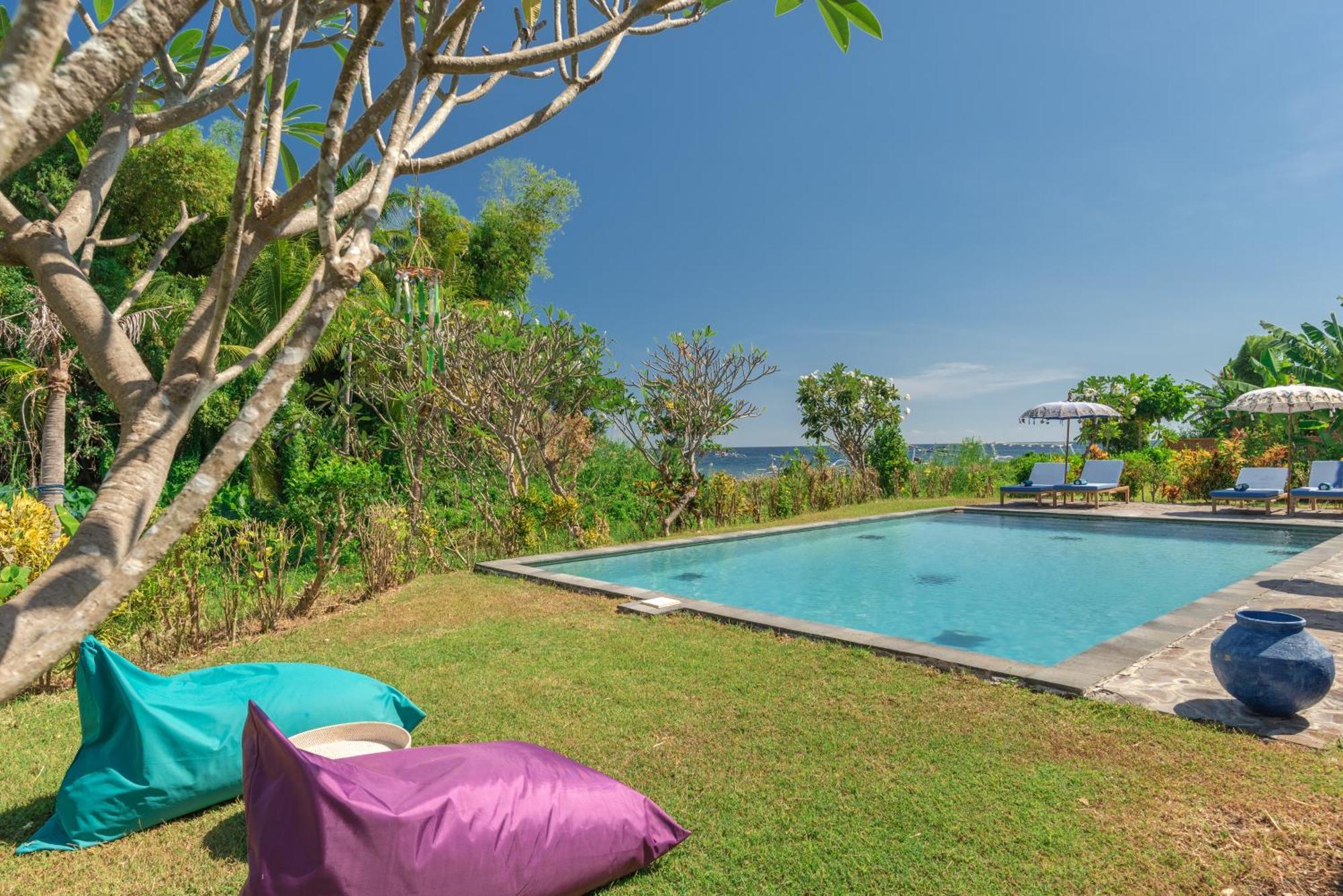 Absolute Beach Front Villa Umeanyar Extérieur photo