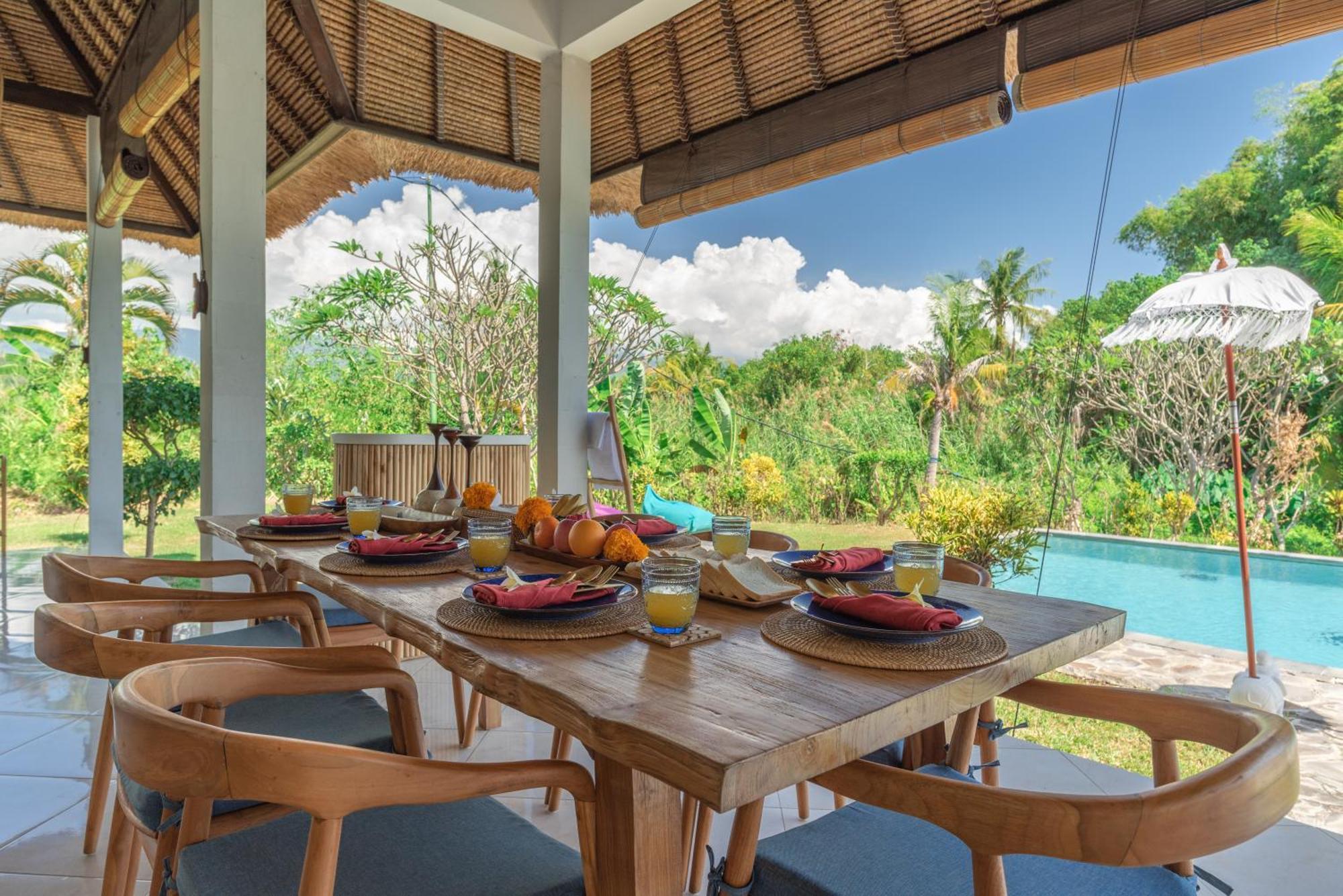 Absolute Beach Front Villa Umeanyar Extérieur photo