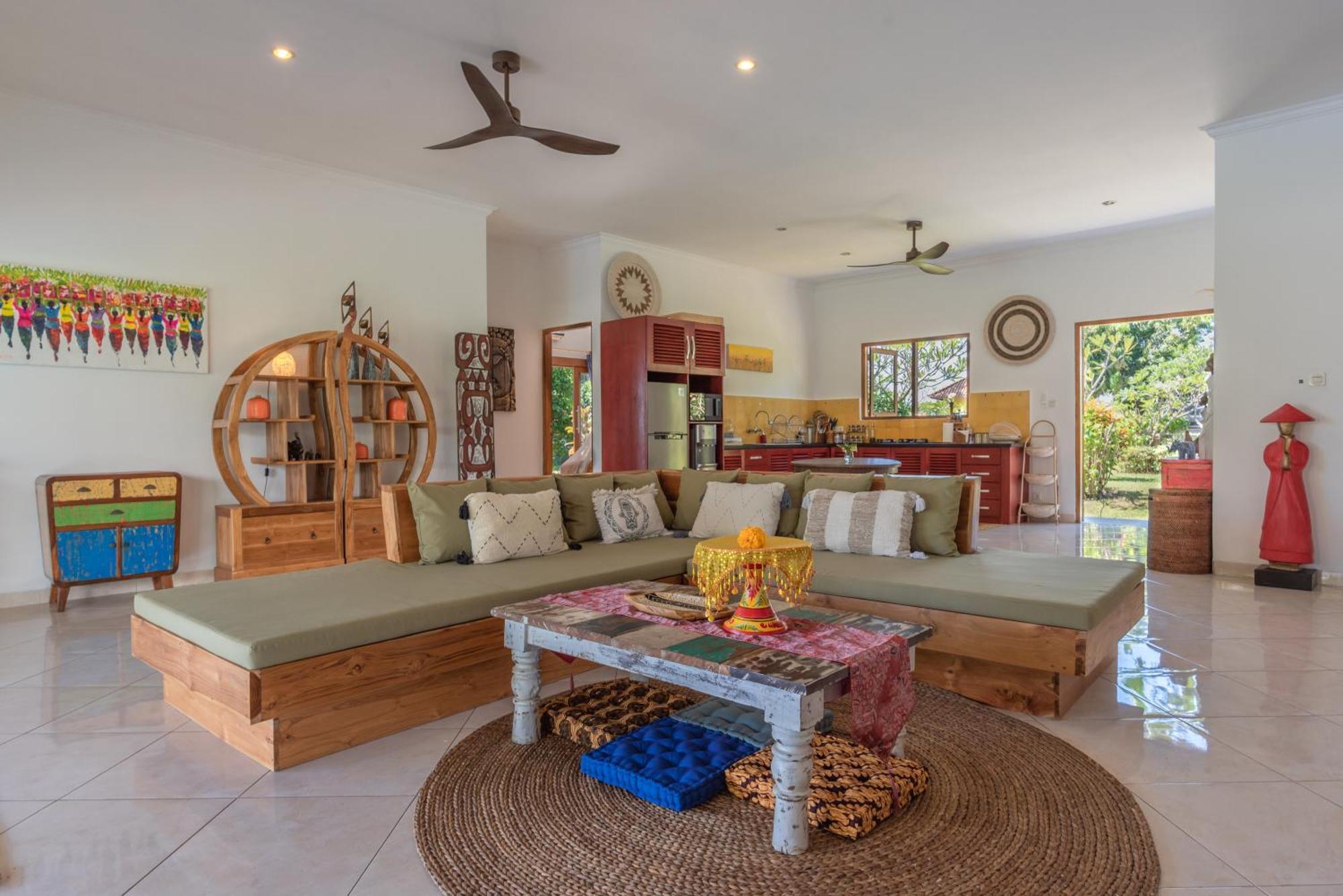 Absolute Beach Front Villa Umeanyar Extérieur photo