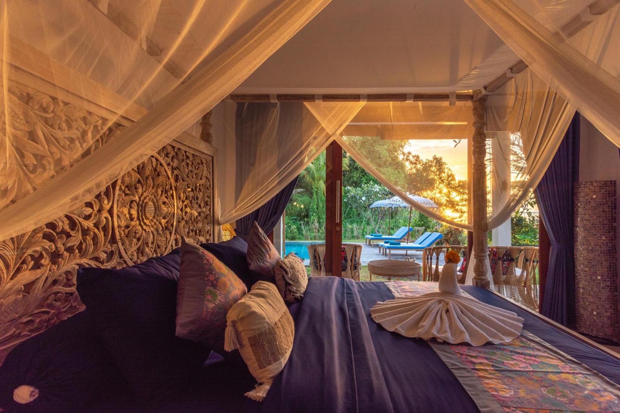 Absolute Beach Front Villa Umeanyar Extérieur photo