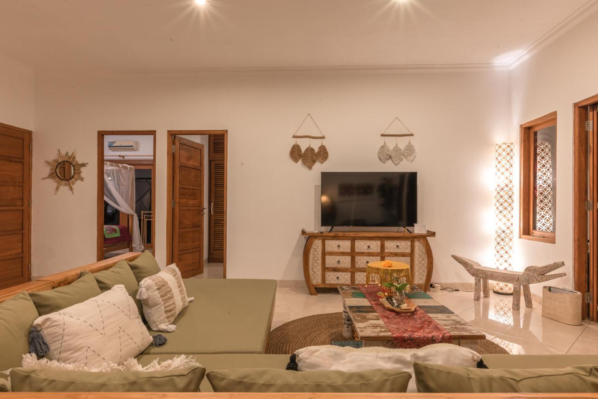 Absolute Beach Front Villa Umeanyar Extérieur photo