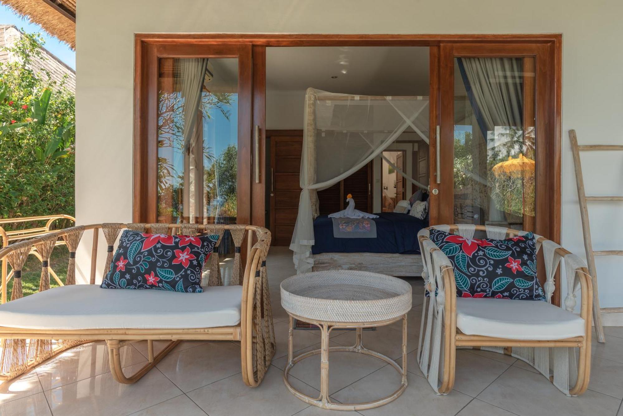 Absolute Beach Front Villa Umeanyar Extérieur photo